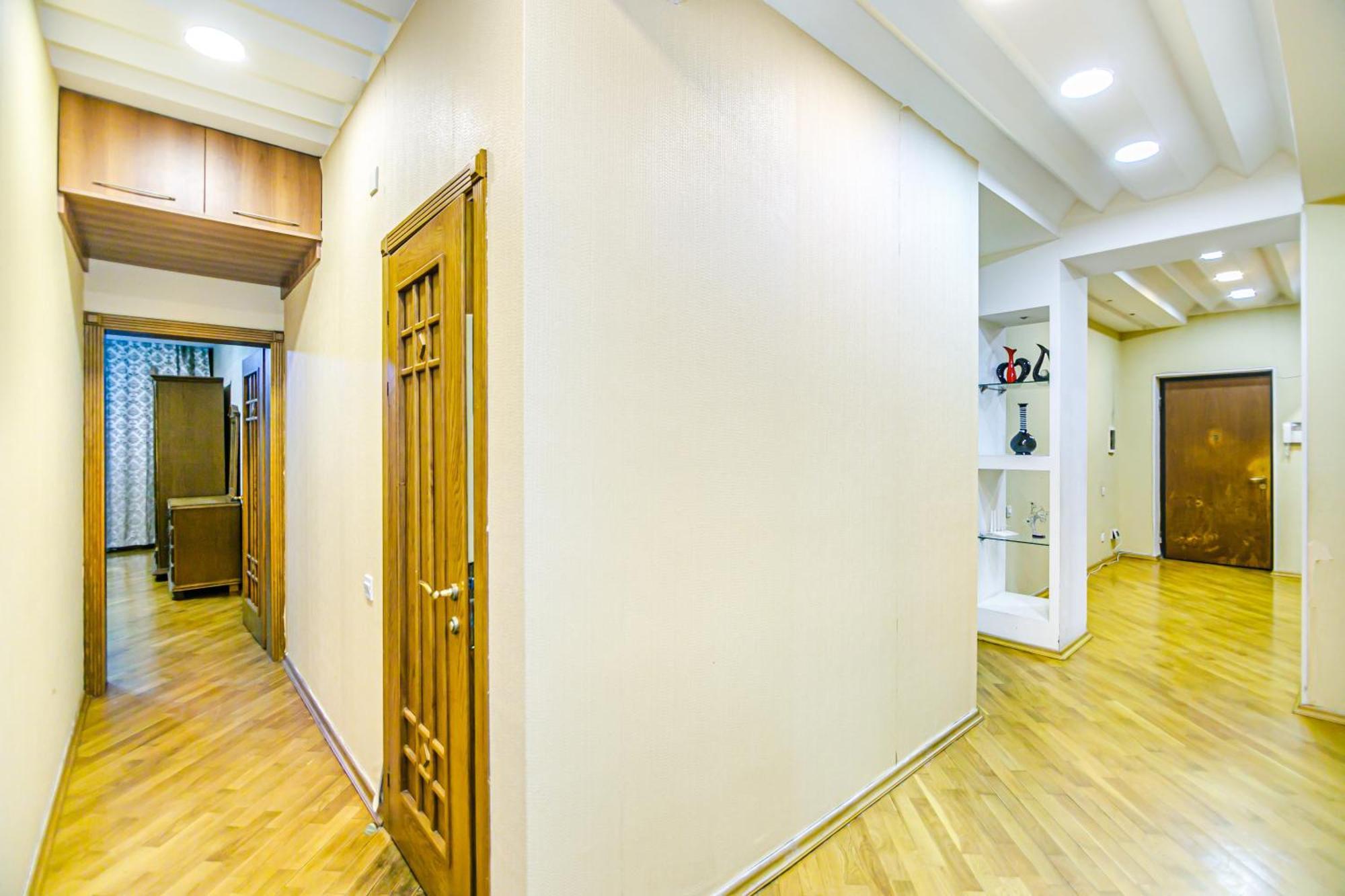 Nizami Apartment By Baku Housing Buitenkant foto