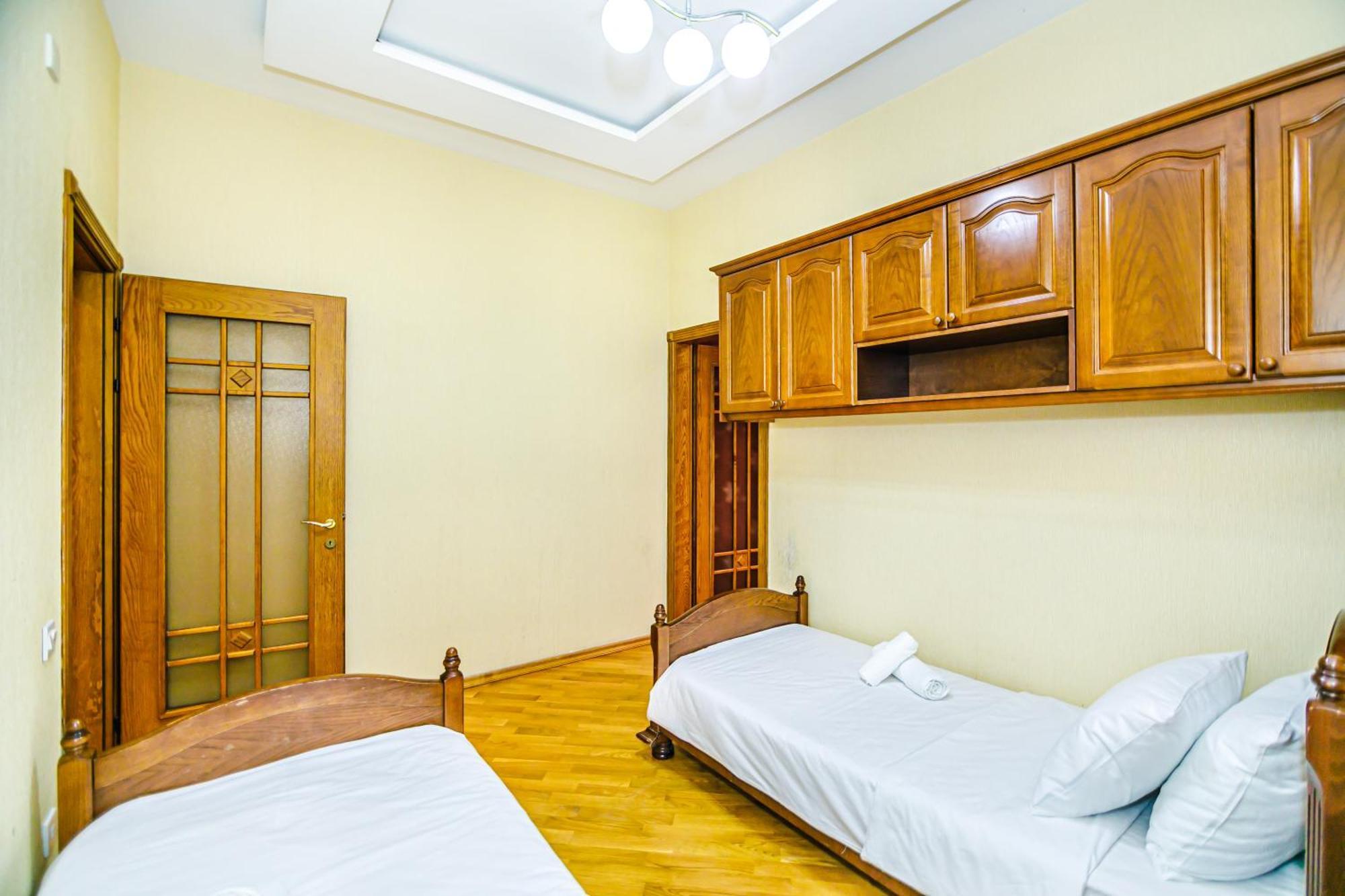 Nizami Apartment By Baku Housing Buitenkant foto