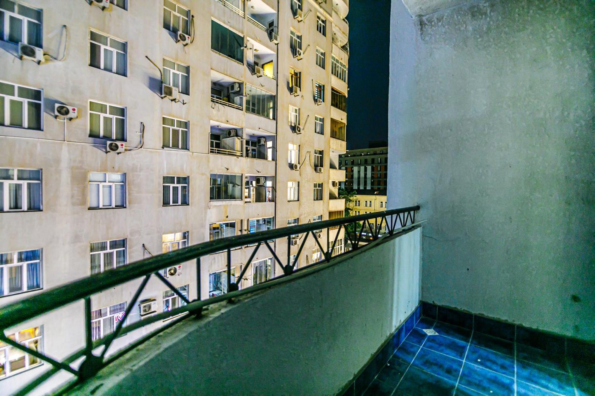 Nizami Apartment By Baku Housing Buitenkant foto
